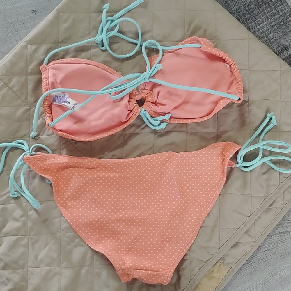 Bikini Set - Picture 3 of 5
